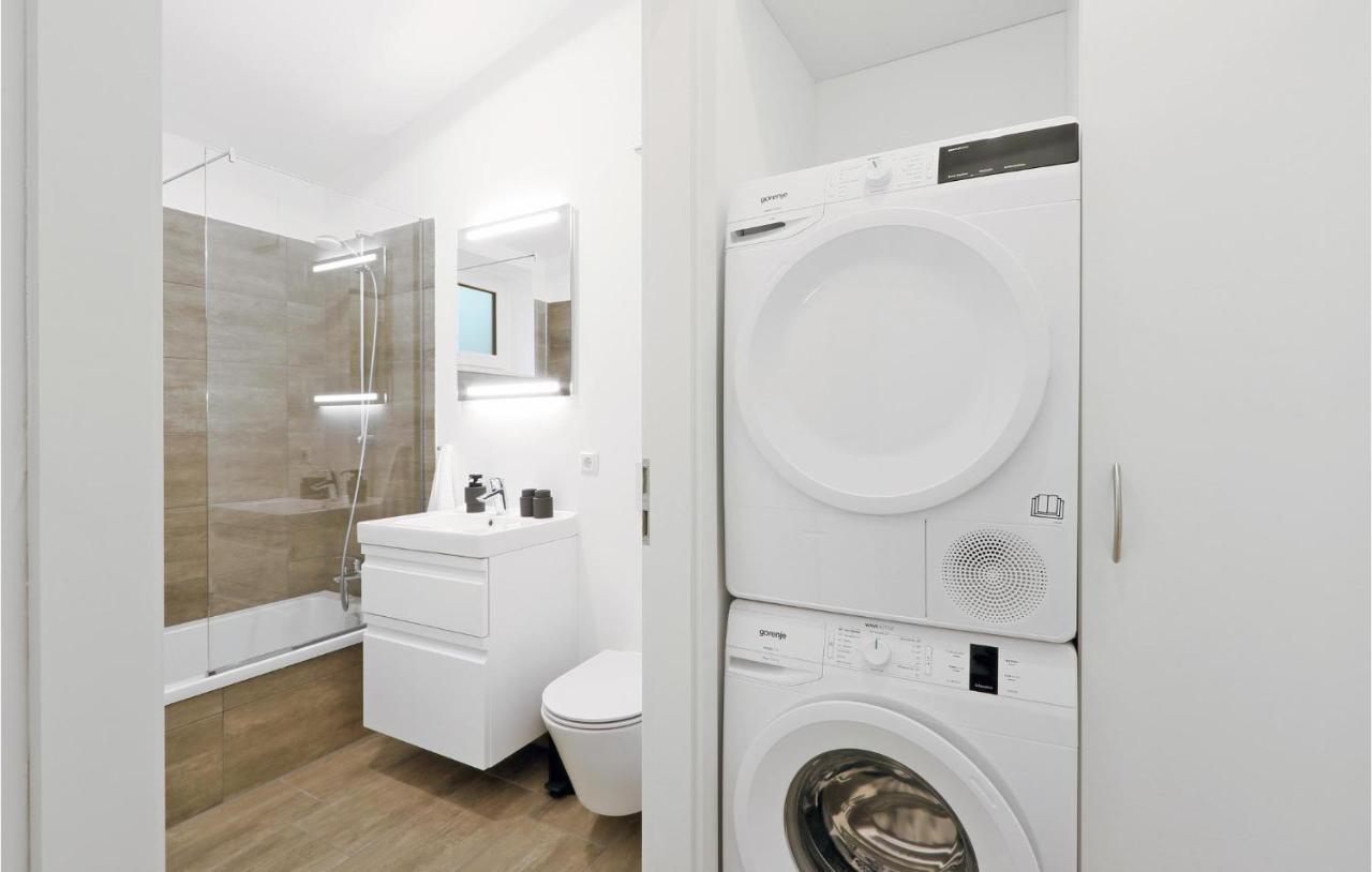 Lovely Home In Lembruch-Duemmer See With Wifi 외부 사진